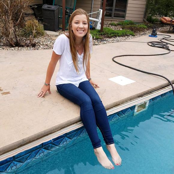 Meet your Posher, Chantel - Picture 1 of 1